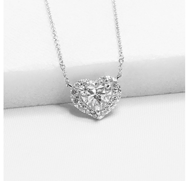Caraters 0.50 cts Hearts Pendant